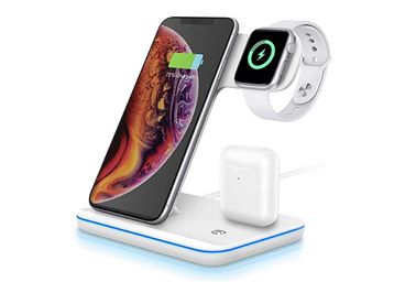UNIGEN UNIDOCK 3-in-1 Fast Wireless Charging Station at Just Rs.2999 !!